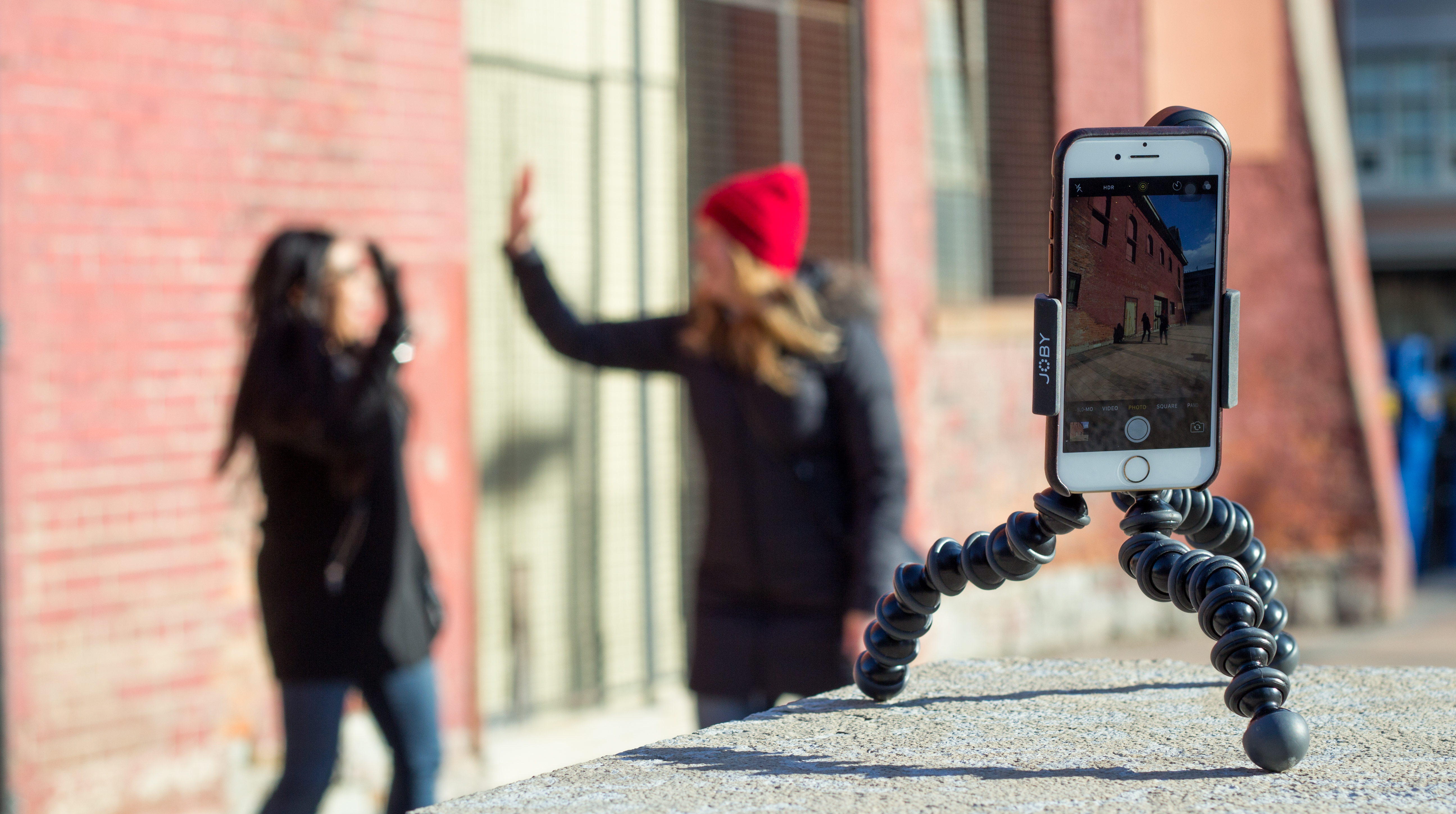 Comparing Cinemagraphs vs. Boomerangs Flixel Photos